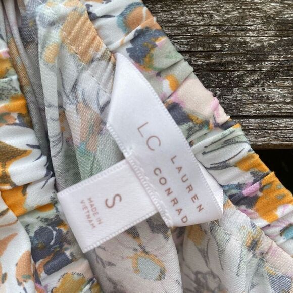 LC Lauren Conrad Ditzy Floral One Shoulder Blouse | S - Picture 4 of 6